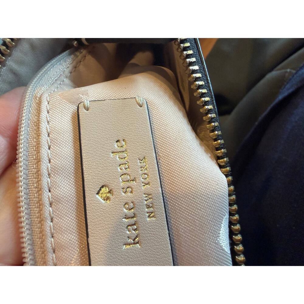 Kate Spade New York Black Leather Crossbody Shoulder Bag Zip Top Purse - Picture 3 of 9